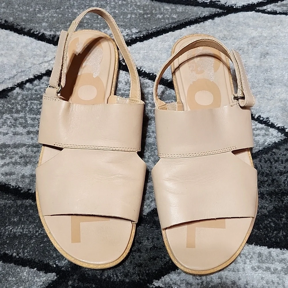 SOREL ELLA II BEIGE SEA SALT LEATHER  SLINGBACK FLAT SANDALS SIZE US 9